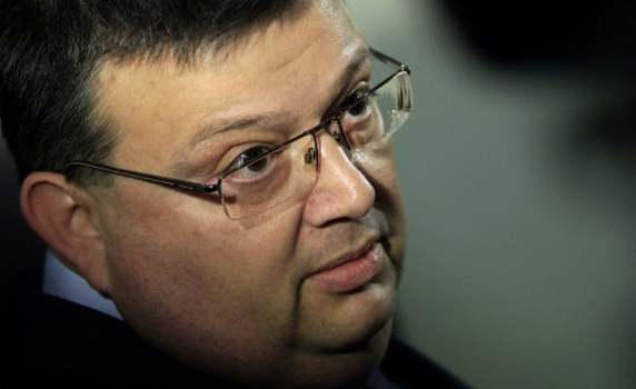 Цацаров за отнетия си допуск: Петков и Рашков упражняваха продължителен натиск върху ДАНС