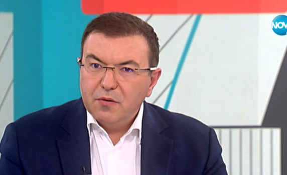  Костадин Ангелов: Случаят с теста на Никола Минчев заприлича на сериала „Дързост и красота”