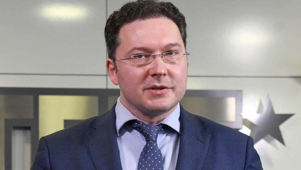Даниел Митов: Смущаваща е нетърпеливостта на Кирил Петков да отиде в Скопие