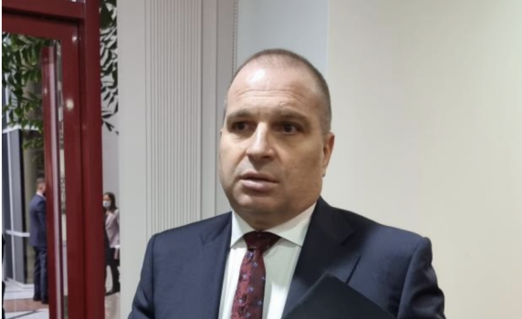 Гроздан Караджов освободи шефа на "Автомагистрали" ЕАД