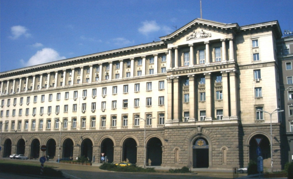 Назначени са осем нови областни управители