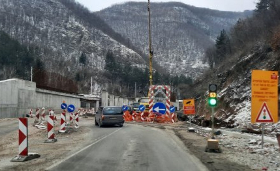Строителите на АМ Европа ще бъдат глобени за мърлява работа