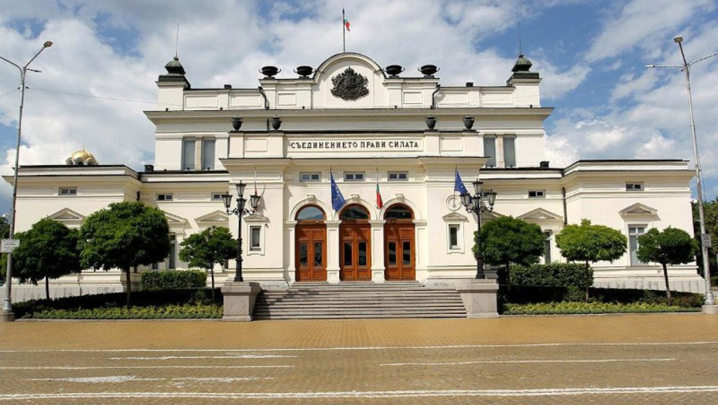 Парламентът прие на първо четене промени в Закона за ДДС