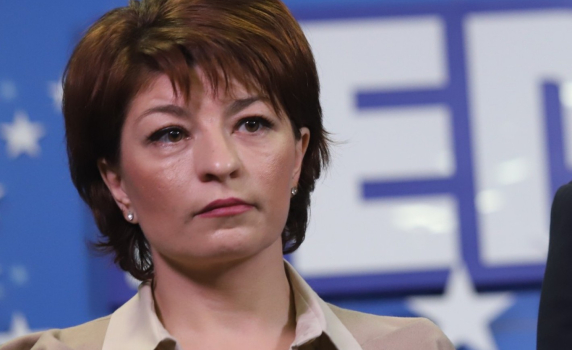 Заради искането на Русия НАТО да се изтегли от България ГЕРБ вика в НС Петков, Янев и Генчовска