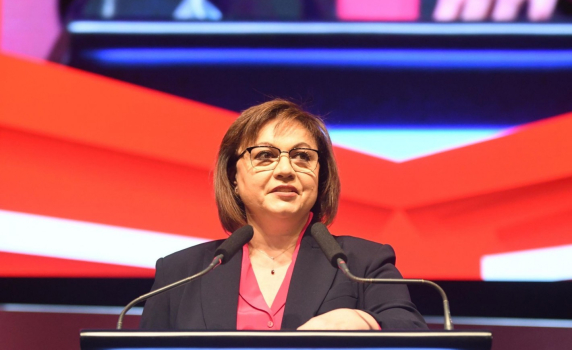 Нинова оправда провалите си с ковид, машините и вътрешни врагове