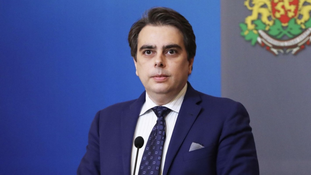  Асен Василев: Дефицитът ще трябва да бъде финансиран чрез дълг