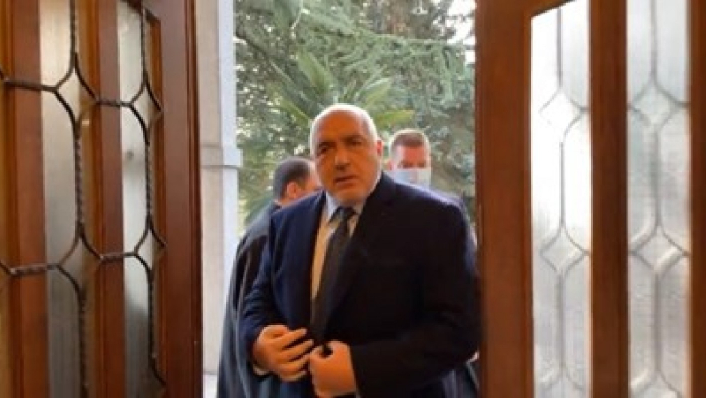 Борисов: Когато цял свят затвори църквите и джамиите, ние не го направихме (видео)