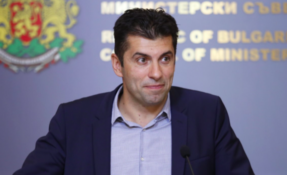 Петков: Мораториумът върху цената на тока трябва да отпадне с новия състав на КЕВР