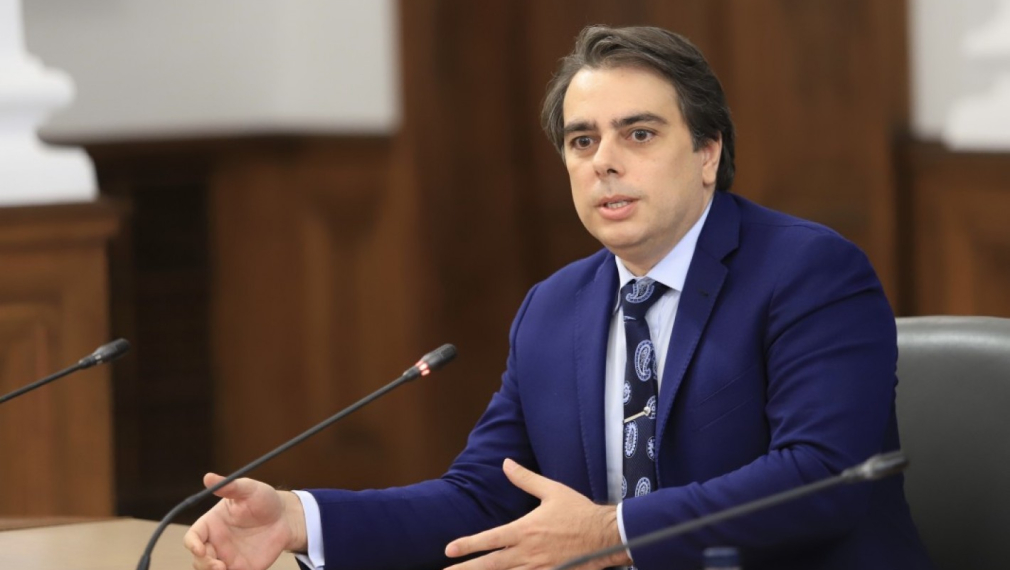 Асен Василев към работодателите: За истината няма да се извинявам