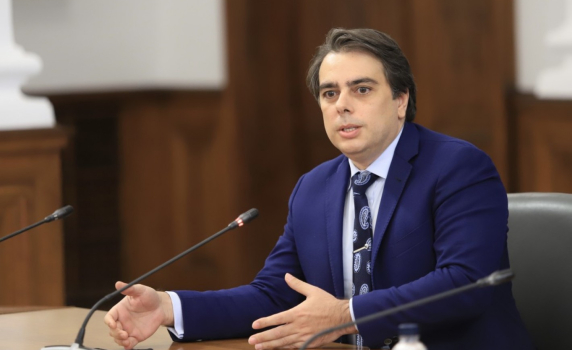 Асен Василев към работодателите: За истината няма да се извинявам