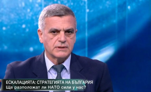 Стефан Янев: Решението на правителството е на българска територия да се разположат български войски