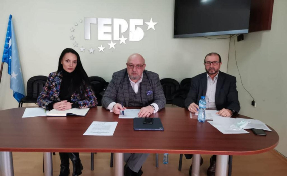 Красен Кралев: Управляващите тотално са скъсали връзка с народа