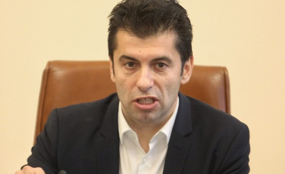 Кирил Петков: Помощ за тока само за общините с изрядни обществени поръчки