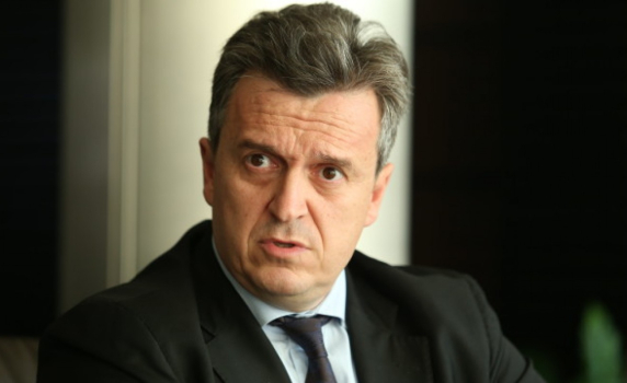 Николай Павлов: Засегнали сме огромни частни интереси, дано не изфабрикуват доказателства срещу нас