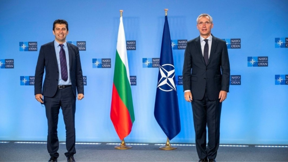 Столтенберг към Петков: България е ангажиран съюзник в НАТО