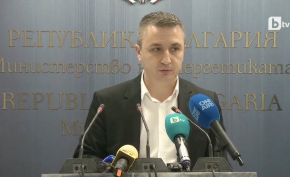 Министър Николов: Срещу енергийната политика на правителството се води война