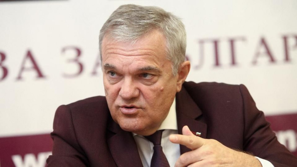 Румен Петков: Публичната информация опровергава министър Николов за "Булгаргаз"