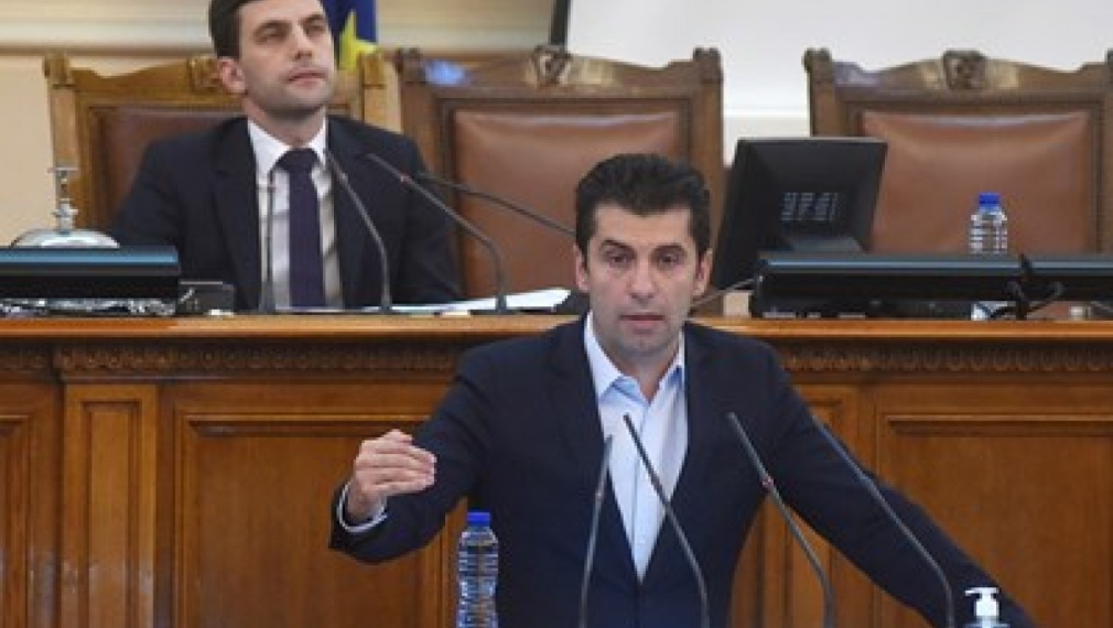 Тромав старт за депутатите