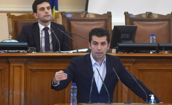 Тромав старт за депутатите