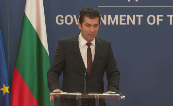 Кирил Петков предложи азерски газ на Сърбия по недовършена тръба