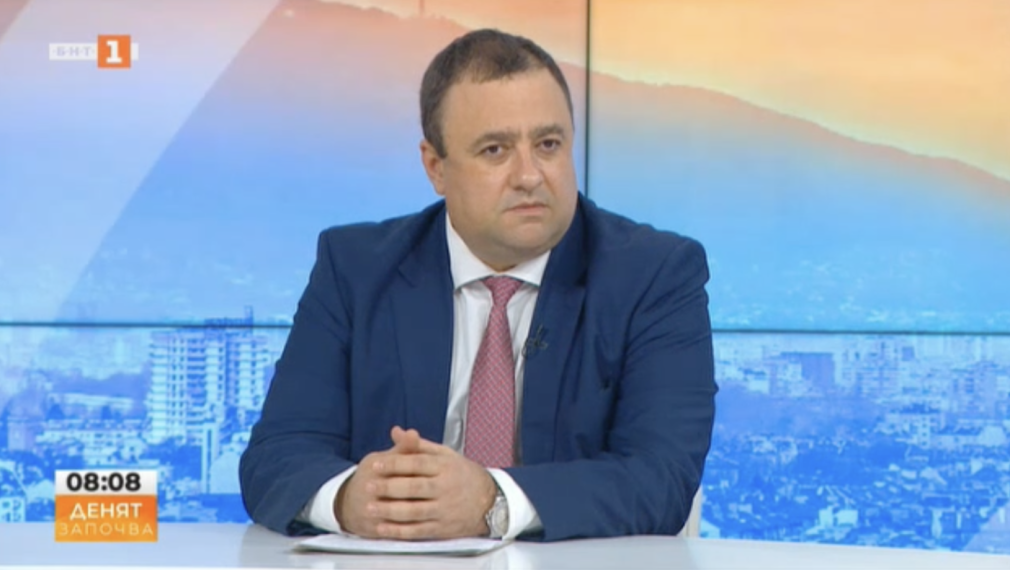 Министър Иванов: Обществени поръчки в "Напоителни системи" са провеждани в полза на определени фирми
