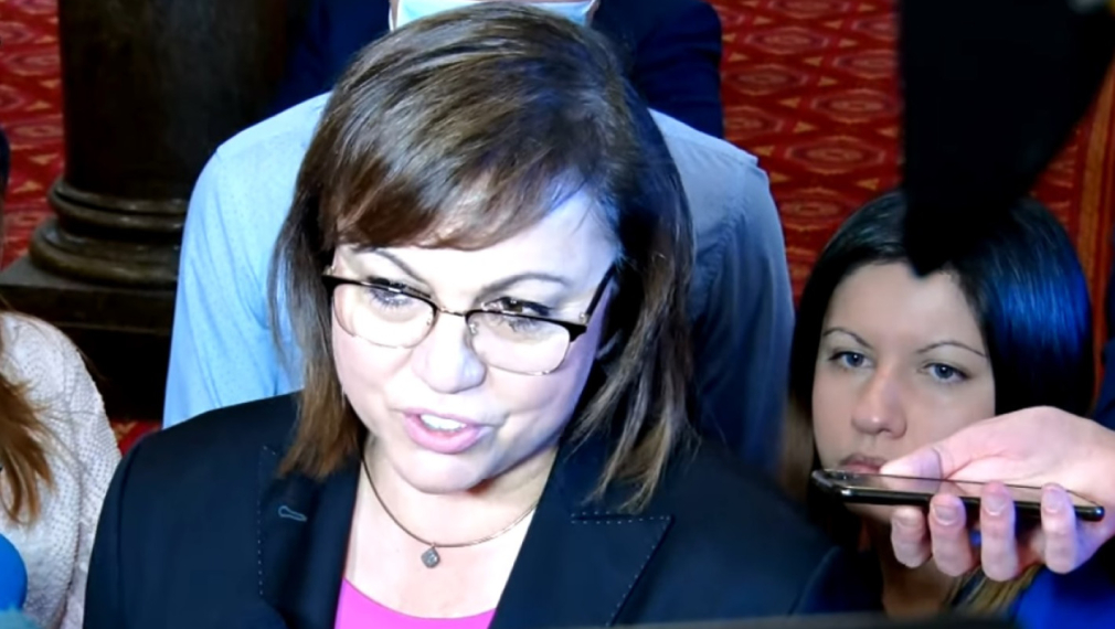 Нинова: Идеята на премиера за закриване на ДКК е грешка. Искам проверка (видео)