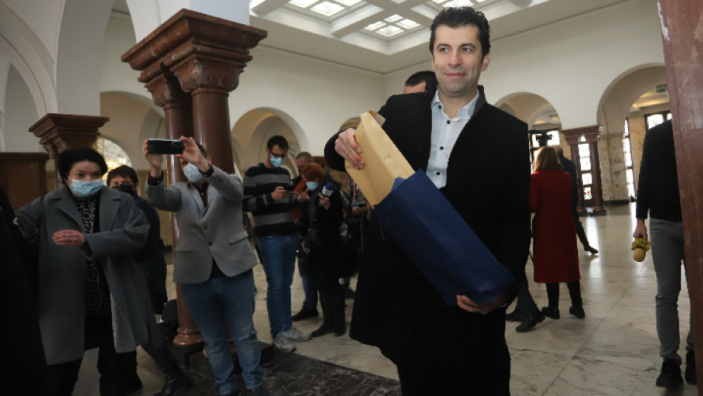 Прокуратурата няма да разпитва журналисти заради Кирил Петков