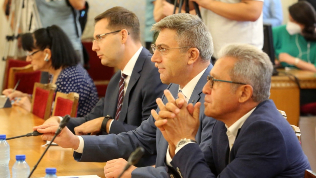 ДПС сезира прокуратурата за търговия с ток на Иво Прокопиев