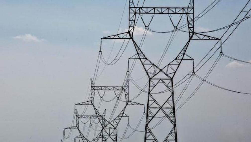 Средна цена на тока в Европа от 122 евро/MWh, в България - 145 евро