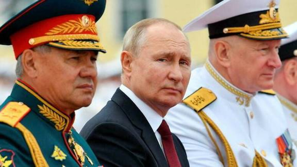 Киър Джайлс: Путин вече отбеляза гол без военно нападение