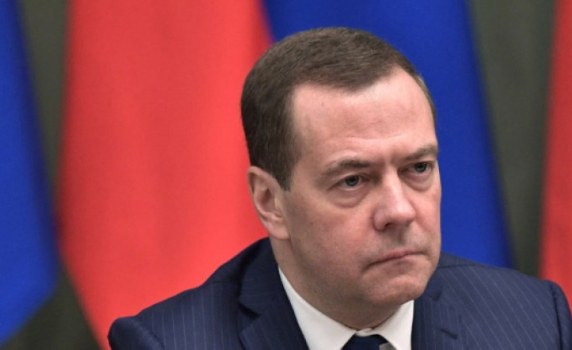 Медведев към ЕС: Мерете си приказките, господа. Военната операция на Русия ще бъде извършена изцяло