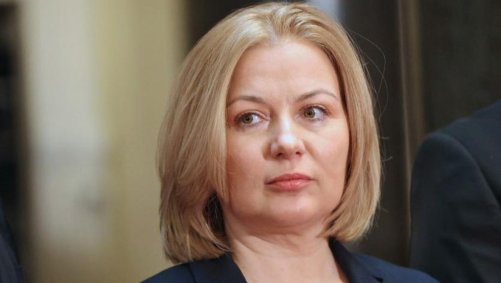 Министър Йорданова внесе предложението за освобождаване на Гешев