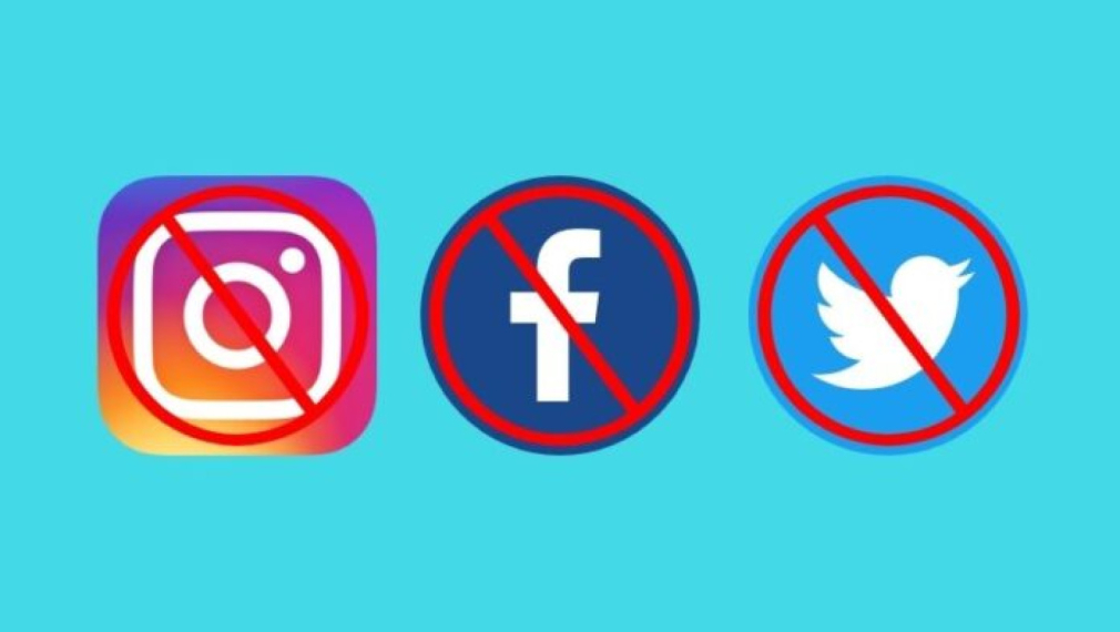 Русия блокира достъпа до Facebook и Twitter