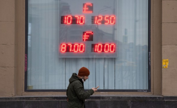 Финансовата система издържа след първата седмица на санкции срещу Русия