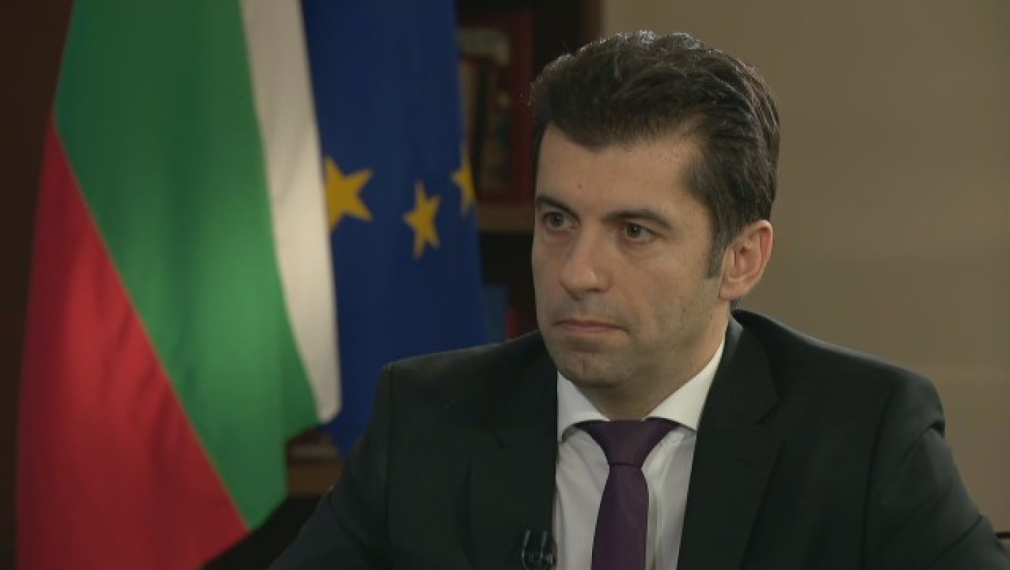 Петков: Янев беше грешка. Няма опасност от война в България