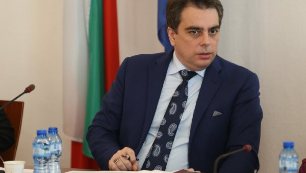 Василев е готов да плати 250 млн. лв. санкции за завода за батерии