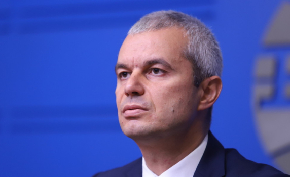 Костадинов нарече България американска колония и заяви: Недопустимо е да се замесваме във война