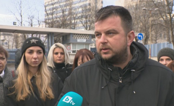 Съпругът на задържаната Севдалина Арнаудова пред bTV: Полицаите казаха, че нямат официален документ