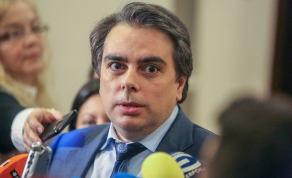 Асен Василев: Борисов е разследван заради щета в бюджета за 556 млн. лв.