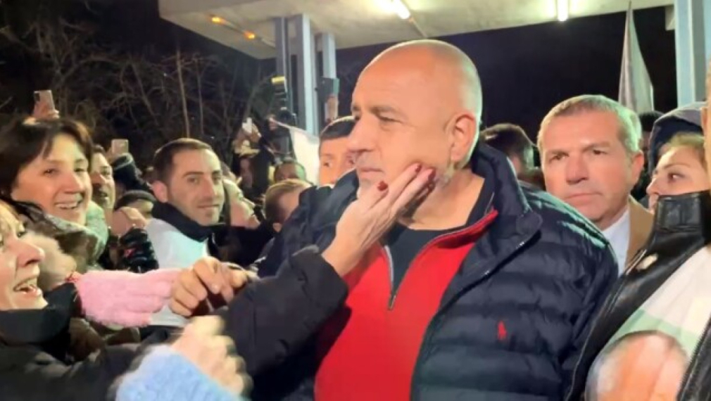 Пуснаха Борисов от ареста, разпитан е като свидетел (снимки, видео)