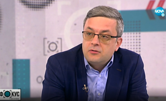 Тома Биков: Моята прогноза е, че правителството ще се свали само
