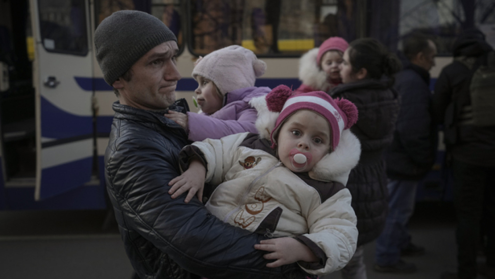Руски генерал: В Мариупол се случва хуманитарна катастрофа
