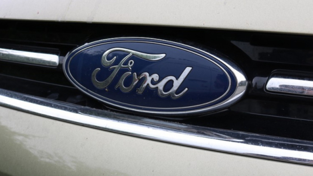 Производството на Ford в Европа е засегнато от недостига на чипове и събитията в Украйна