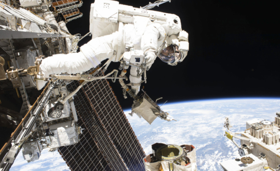 НАСА продължава сътрудничеството с Русия въпреки войната в Украйна