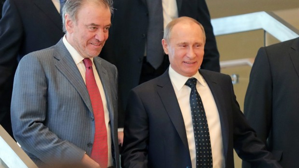 Путин кани Валерий Гергиев да обедини театрите Болшой и Мариинския, сравни Запада с нацистка Германия