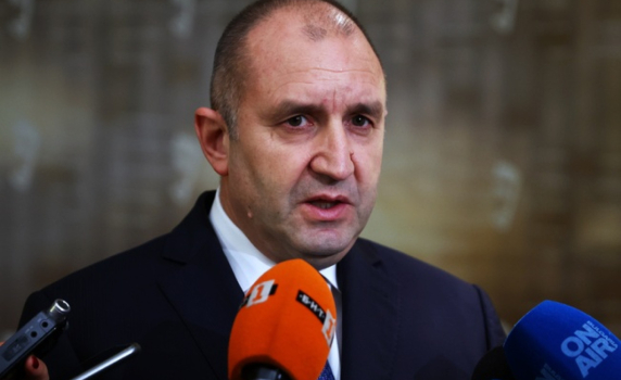 Радев: Няма да допусна въвличане на България във войната в Украйна