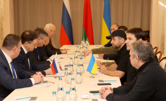 Украински участник в преговорите с Русия е отровен