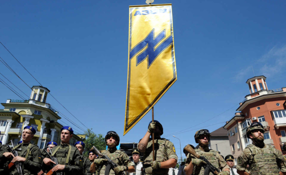 "Монд": Кои са войниците от полк “Азов”, обвинени, че са “неонацистите” в украинската армия?