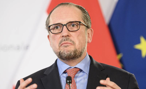 Австрия не иска да експулсира необосновано руски дипломати