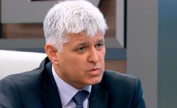 Димитър Стоянов: Президентът може и да не подпише указ за освобождаването на шефа на НСО